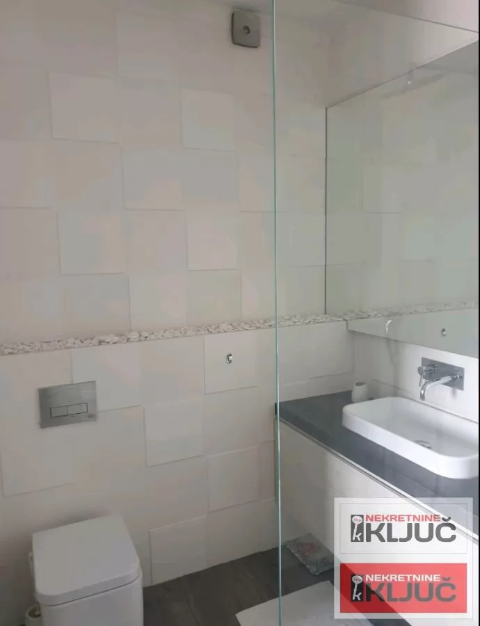 KOD MASTER CENTRA, 134m2 + terasa, Penthouse, Lux 17