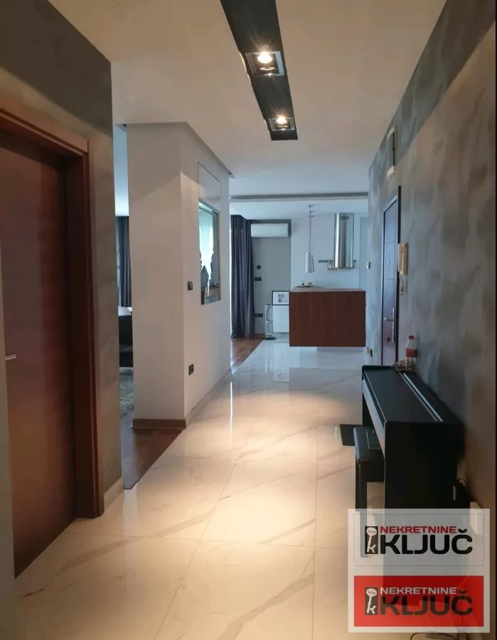KOD MASTER CENTRA, 134m2 + terasa, Penthouse, Lux 4