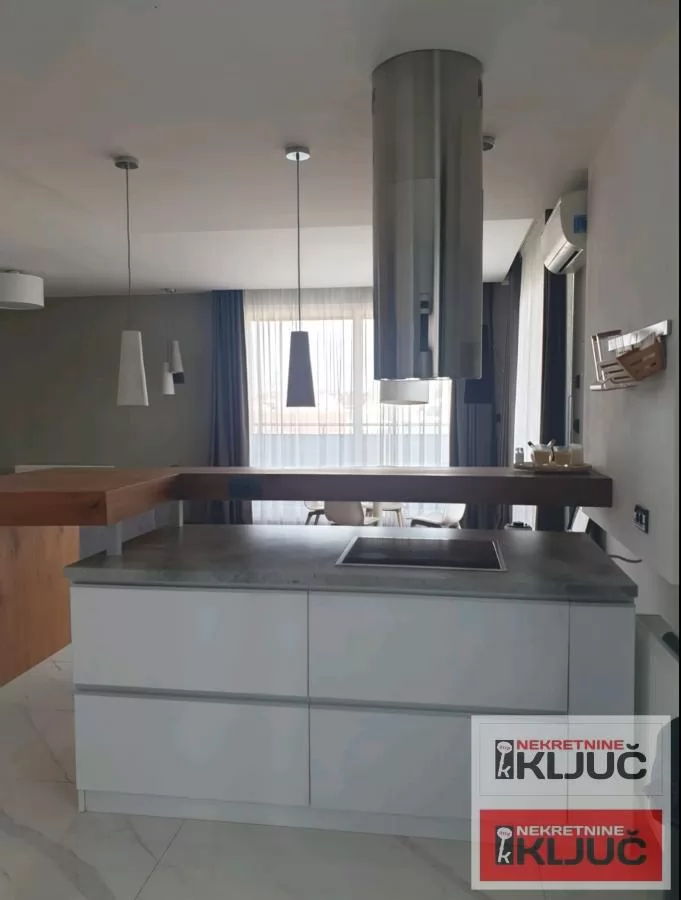 KOD MASTER CENTRA, 134m2 + terasa, Penthouse, Lux 6