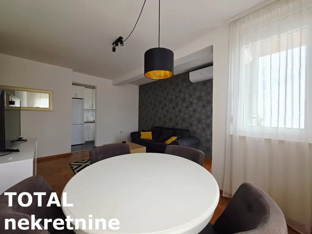 Stan,NOVI SAD,BULEVAR,kv: 42.00, € 158000, ID: 1102689 4