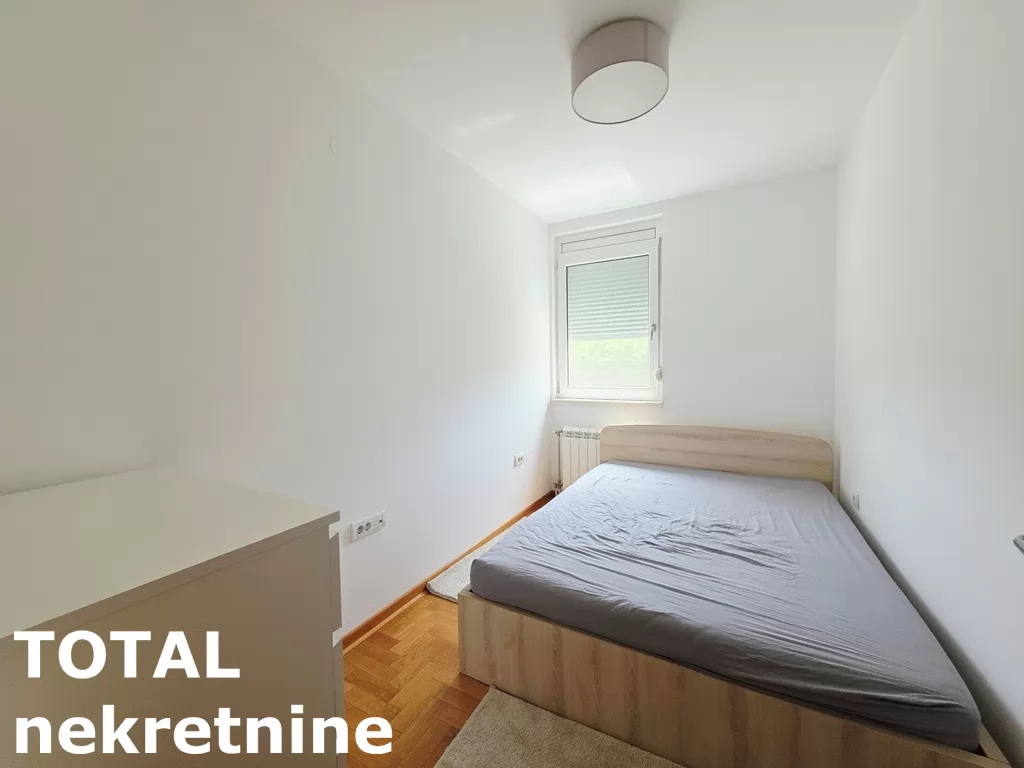 Stan,NOVI SAD,BULEVAR,kv: 42.00, € 158000, ID: 1102689 7