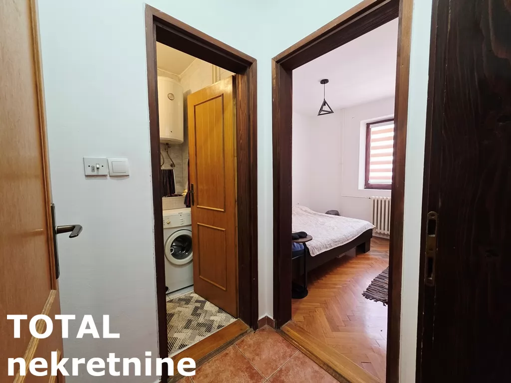 Stan,NOVI SAD,CENTAR,kv: 40.00, € 130000, ID: 1102717 10