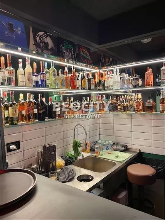 Lokal, 58 m2, Novi Sad, Pešacka Zona ID: 132934 2
