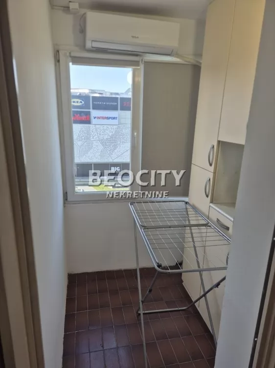 Petosoban stan, 103 m2, Liman 2, Bulevar cara Lazara ID: 132930 10