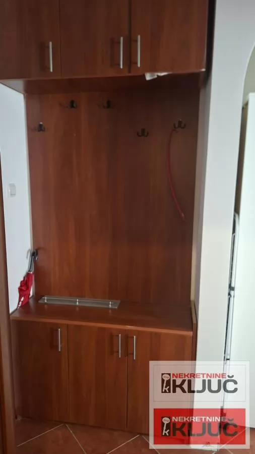 BULEVAR OSLOBOĐENJA IZDAJE SE JEDNOIPOSOBAN NAMEŠTEN STAN 18