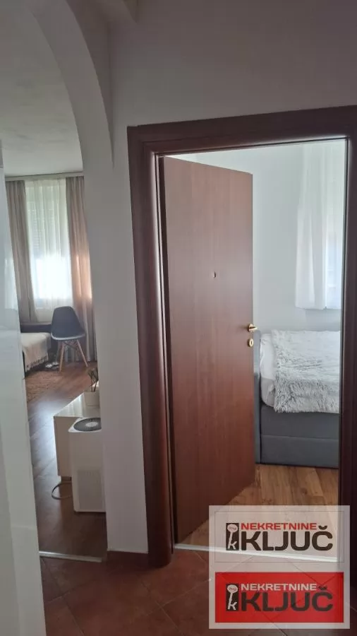 BULEVAR OSLOBOĐENJA IZDAJE SE JEDNOIPOSOBAN NAMEŠTEN STAN 23