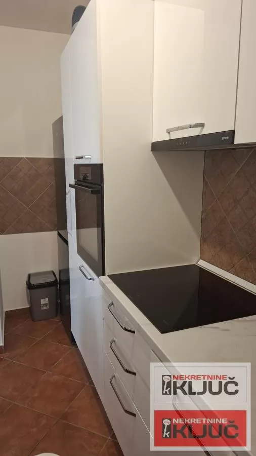 BULEVAR OSLOBOĐENJA IZDAJE SE JEDNOIPOSOBAN NAMEŠTEN STAN 5