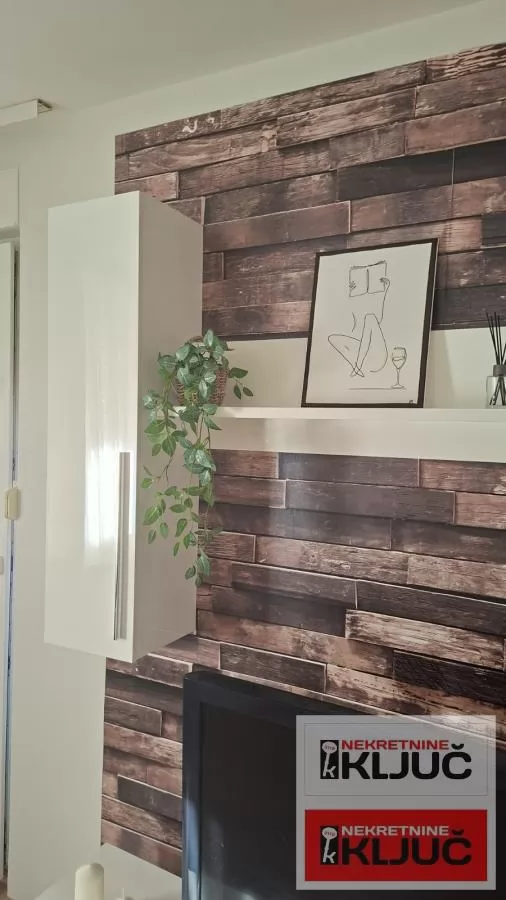 BULEVAR OSLOBOĐENJA IZDAJE SE JEDNOIPOSOBAN NAMEŠTEN STAN 7