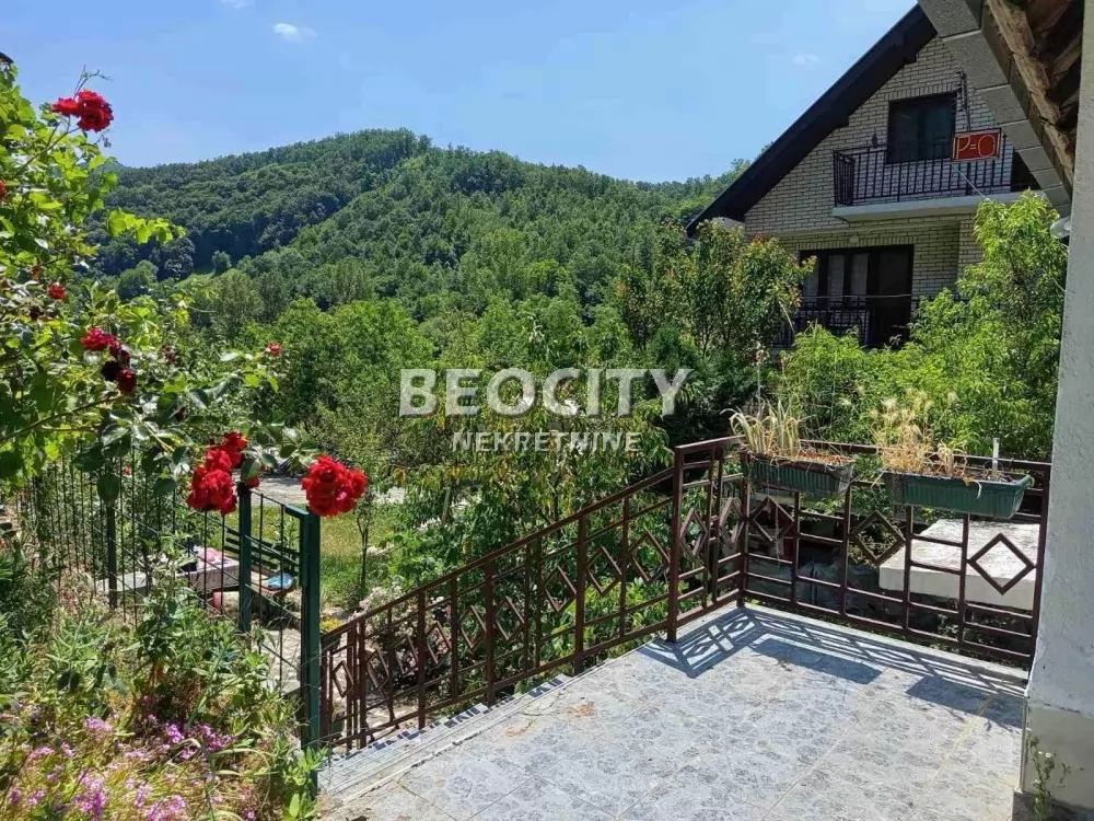 Kuća, 470 m2, Rudnik, Selo Paleznica ID: 132977 1