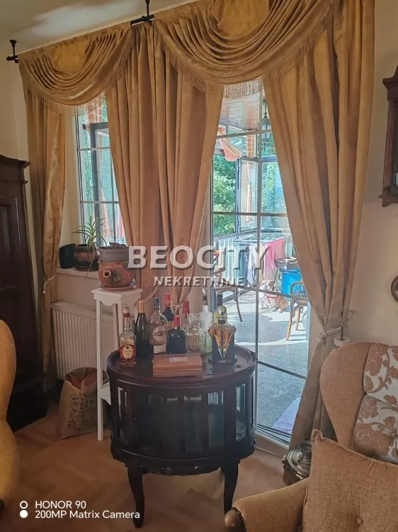 Trosoban stan, 85 m2, Petlovo brdo, Bubanjskih žrtava ID: 132974 2