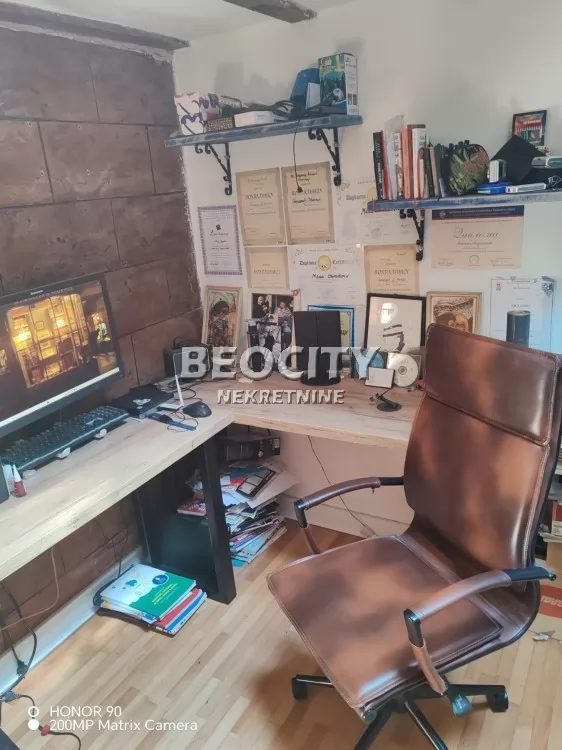 Trosoban stan, 85 m2, Petlovo brdo, Bubanjskih žrtava ID: 132974 3