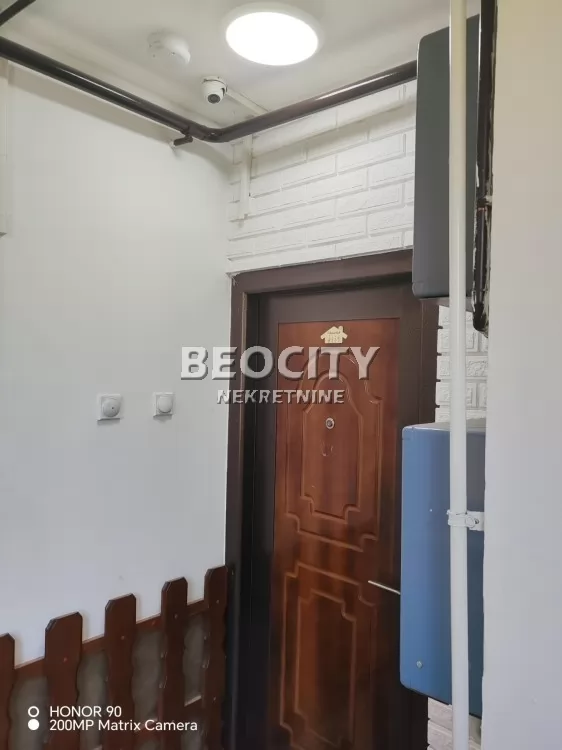 Trosoban stan, 85 m2, Petlovo brdo, Bubanjskih žrtava ID: 132974 8