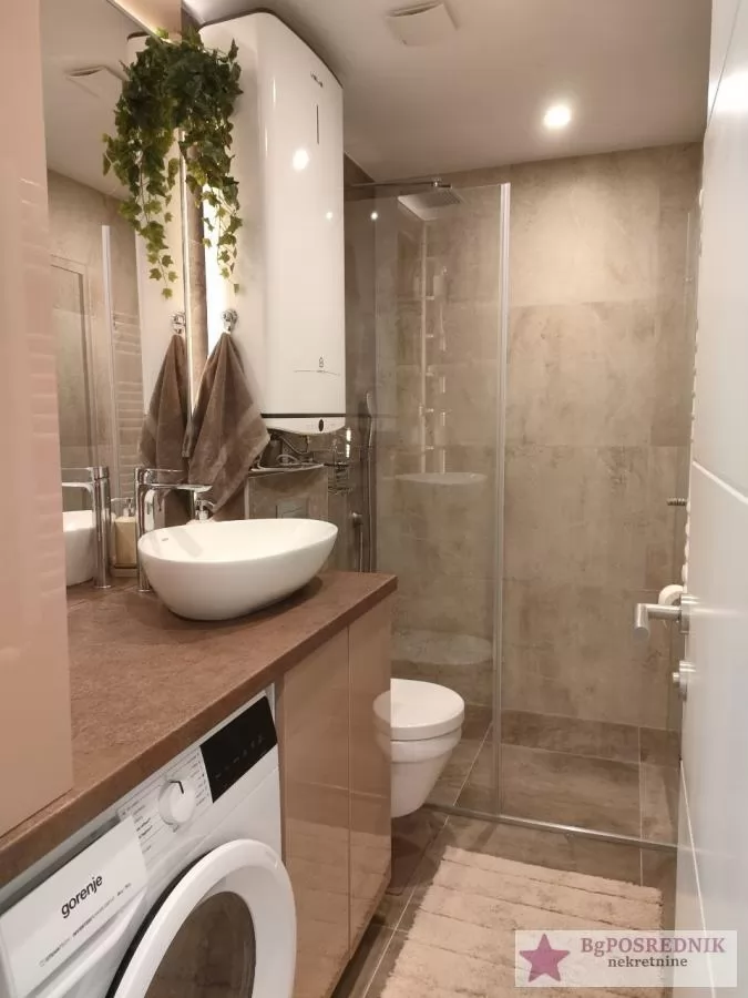 Voždovac. Lekino brdo, Braće Kovač, 53m2 11