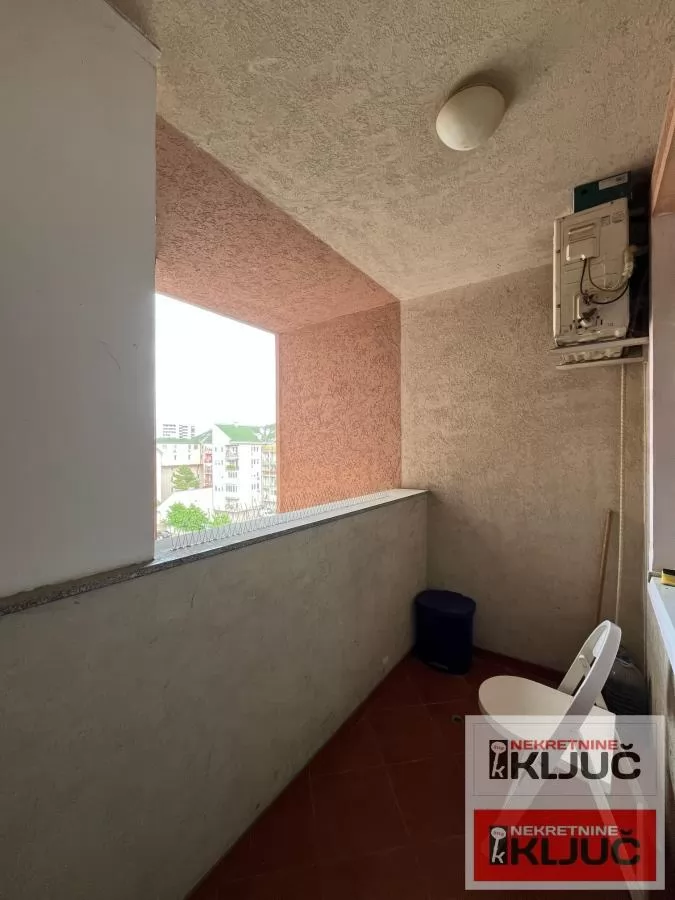 Garsonjera 31 m², Spens, Novi Sad, 5/6 sprat 8