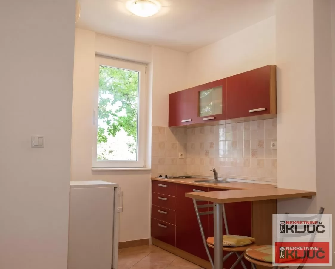 Garsonjera 26 m², Bulevar Oslobođenja, Novi Sad, 2. sprat 3