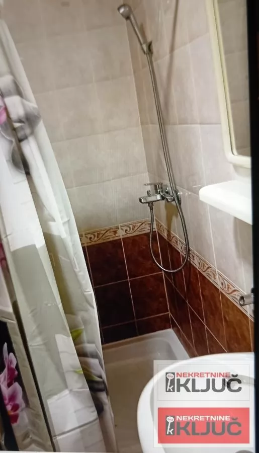 Garsonjera na Novoj Detelinari, 25 m², 5. sprat 9