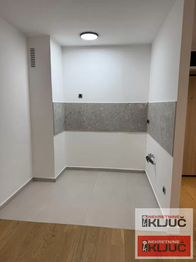 RUMENAČKI PUT, 48m2, Dvosoban, Renoviran, Odmah useljiv 2