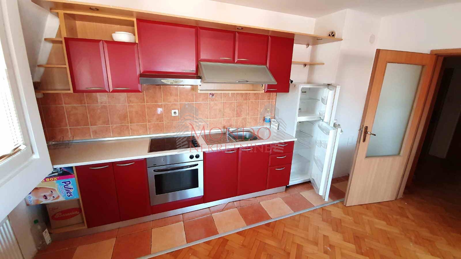 Jednoiposoban stan kod šojke, ta, Niš 5