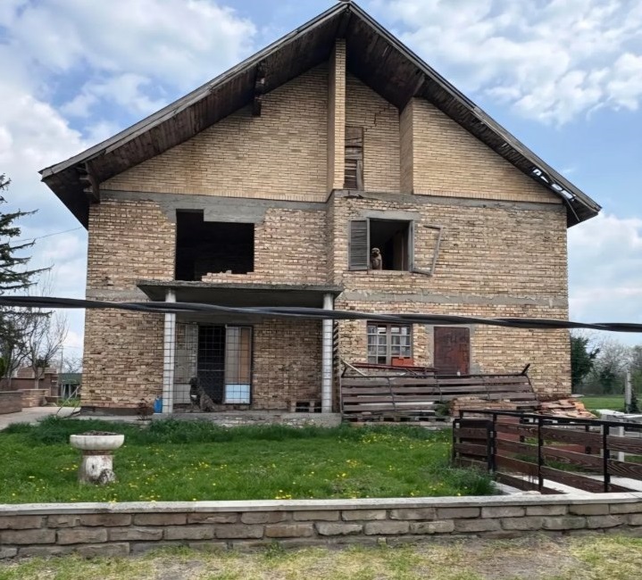 Prodaje se vikendica u Perlezu Zrenjanin 5