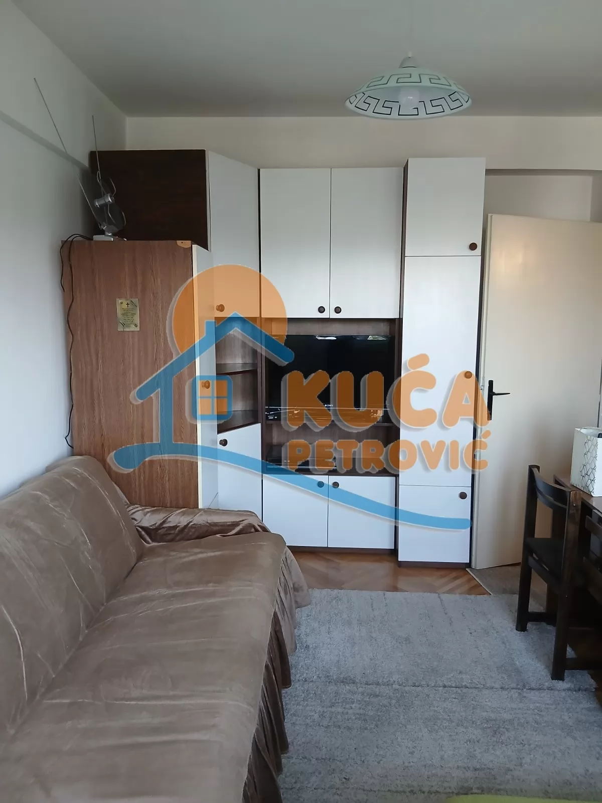 Dvosoban stan, 43 m2, Obilićev Venac, Obilićev venac ID: i-016697 11