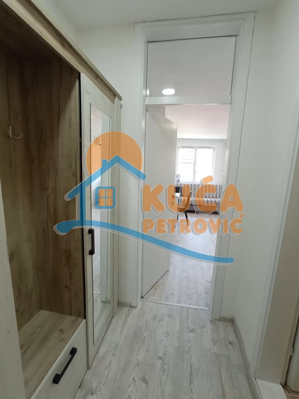 Jednosoban stan, 29 m2, Dom zdravlja, Vojvode Tankosića ID: i-016682 9