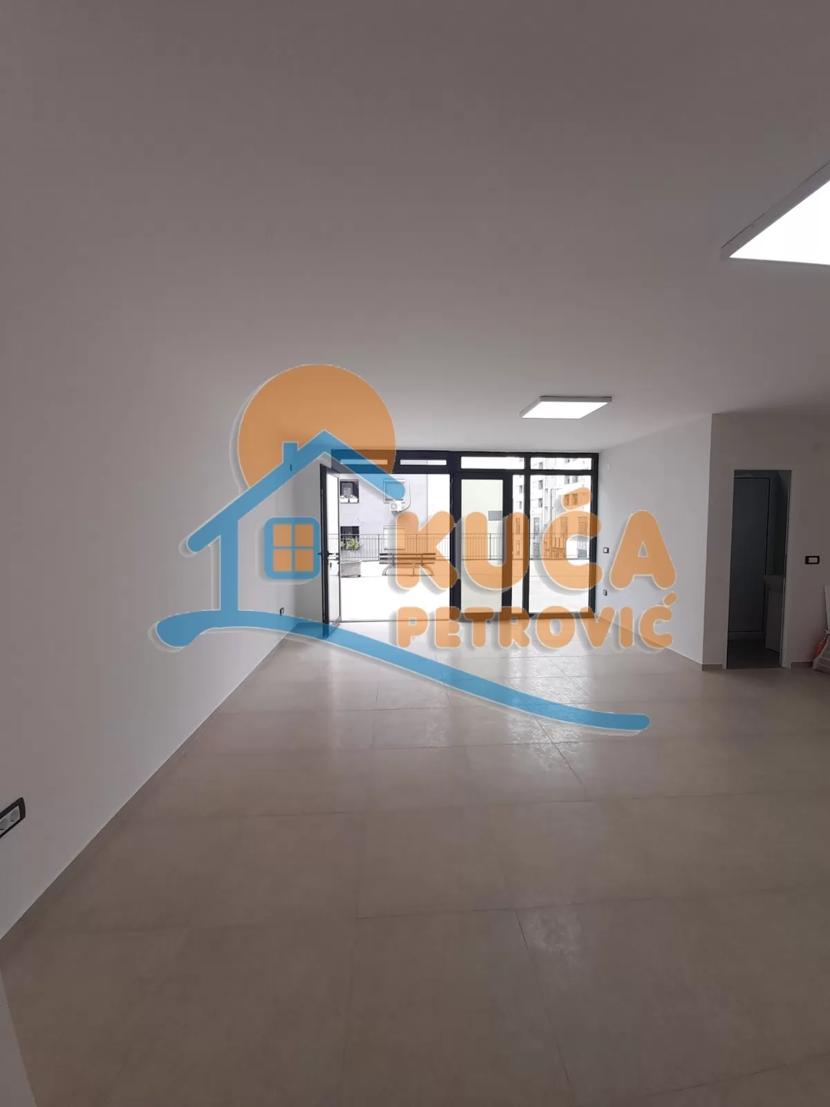Lokal, 45 m2, Palilula, Zetska ID: i-016688 3