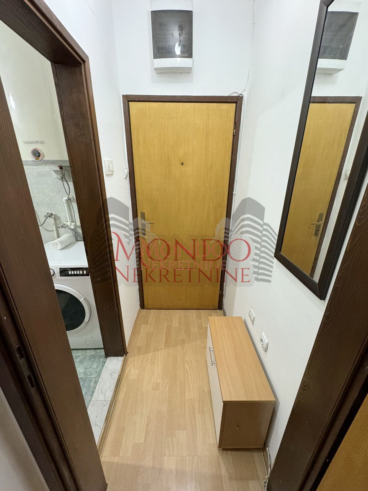 Izdaje se garsonjera na Paliluli, Mokranjceva kod okretnice 6
