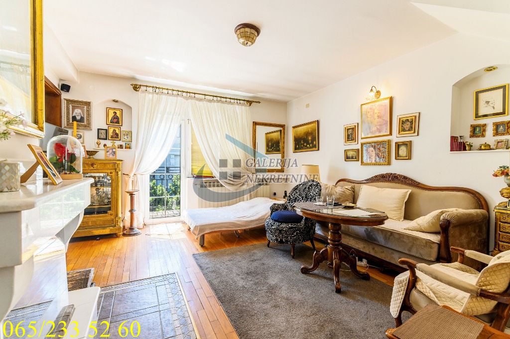 Stari Grad  Atelje 212   Palmotićeva 108m2 1