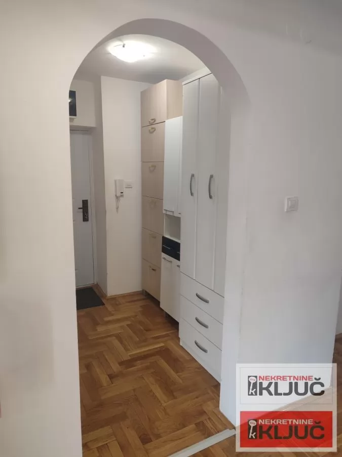 GRBAVICA, 37m2, Jednosoban, Namešten, Danila Kiša 5