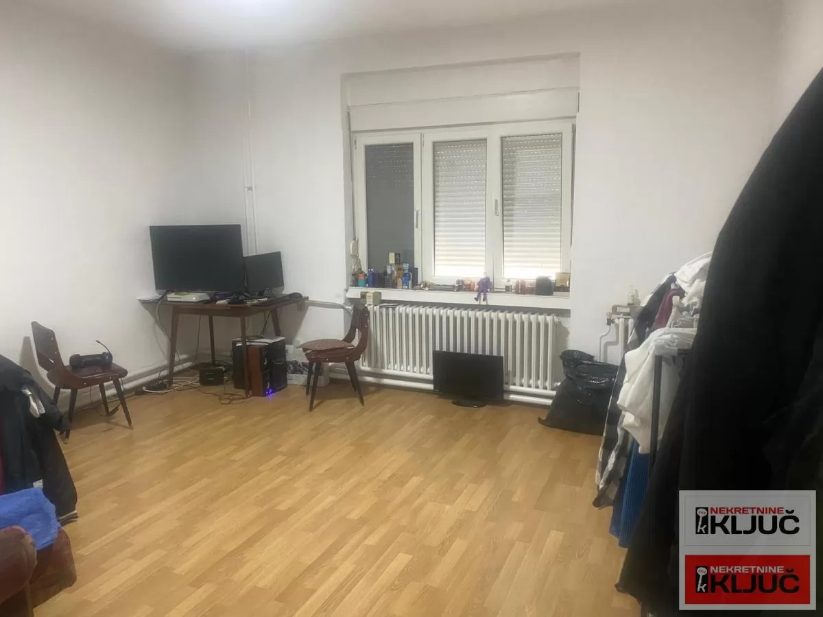 PEŠAČKA ZONA, 50m2, Dvosoban, Prizemlje 2