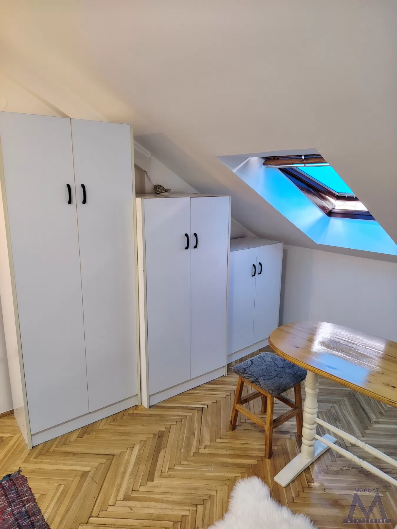 Stan,NOVI SAD,BULEVAR,kv: 24, € 250, ID: 9101958 5