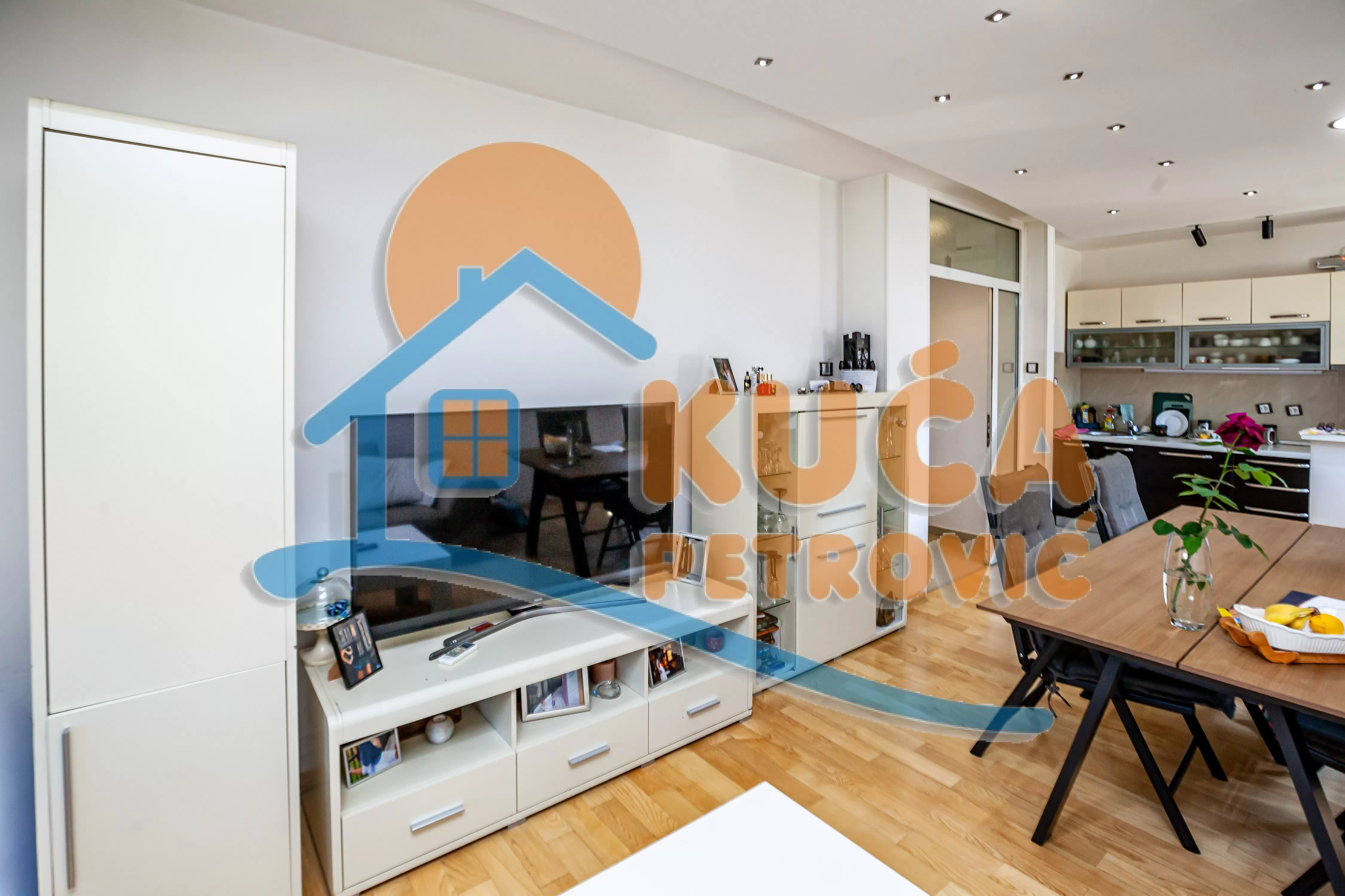 četvorosoban stan, 97 m2, Duvanište, Radoja Dakića ID: p-016719 2
