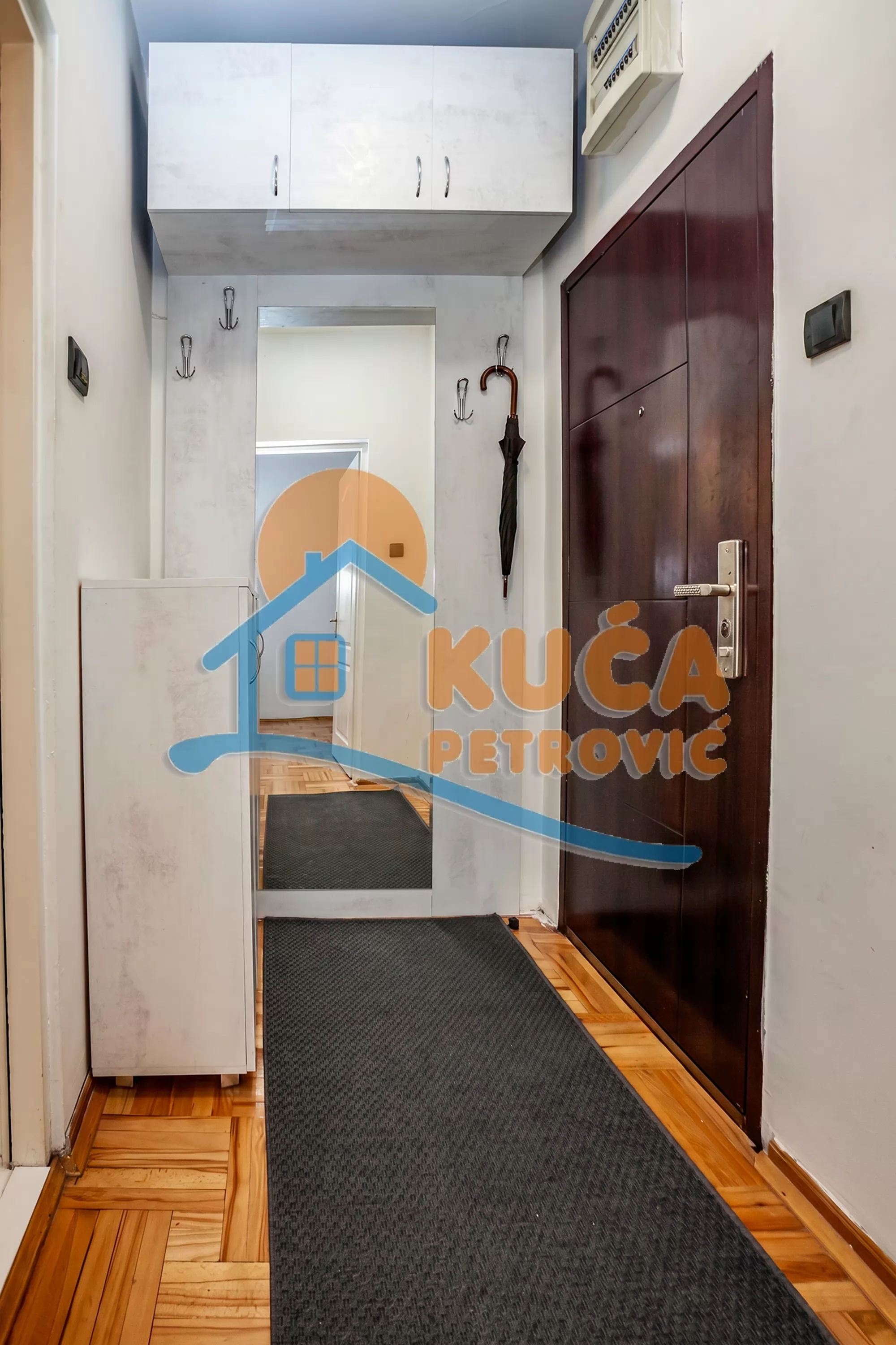 Dvosoban stan, 90 m2, Čair, 9. brigade ID: p-016721 11