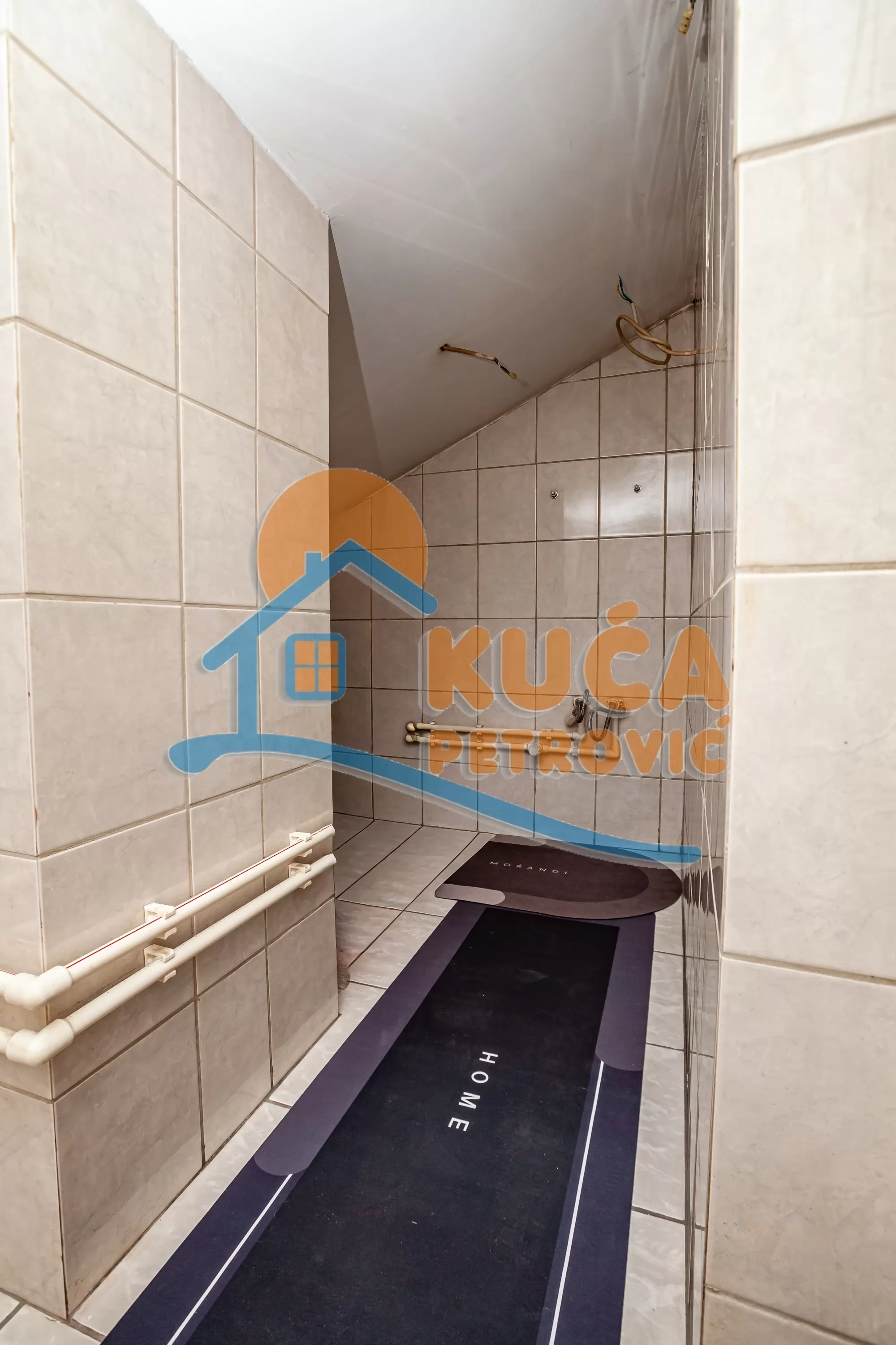 Dvosoban stan, 90 m2, Čair, 9. brigade ID: p-016721 19