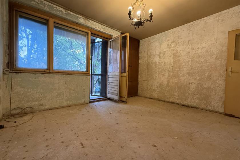 Prodaje se 2 0 u ulici Braće Kovač  46m2 1
