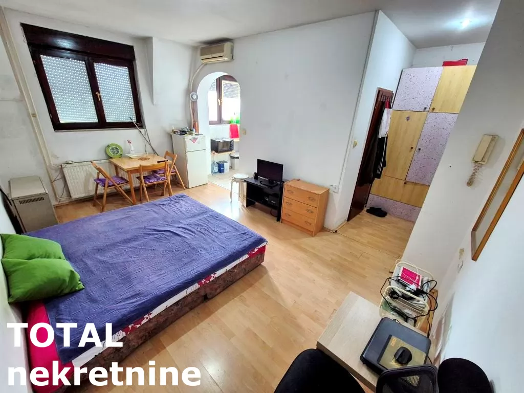 Stan,NOVI SAD,BULEVAR,kv: 25.00, € 72800, ID: 1102749 1