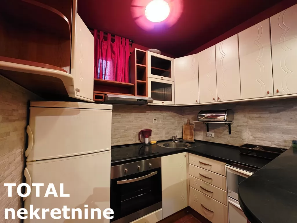 Stan,NOVI SAD,CENTAR,kv: 57.00, € 90000, ID: 1102743 6