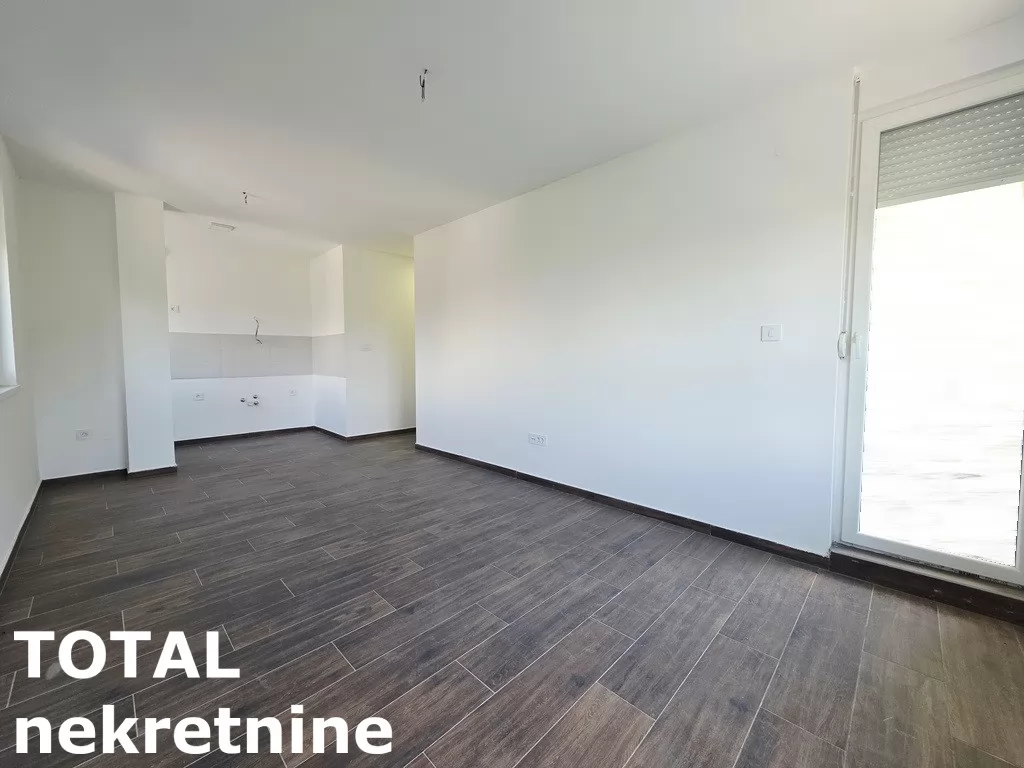 Stan,NOVI SAD,TELEP,kv: 56.00, € 163240, ID: 1102735 3