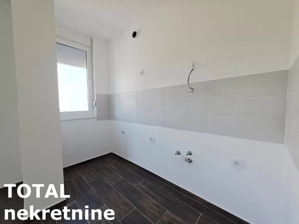 Stan,NOVI SAD,TELEP,kv: 56.00, € 163240, ID: 1102735 5