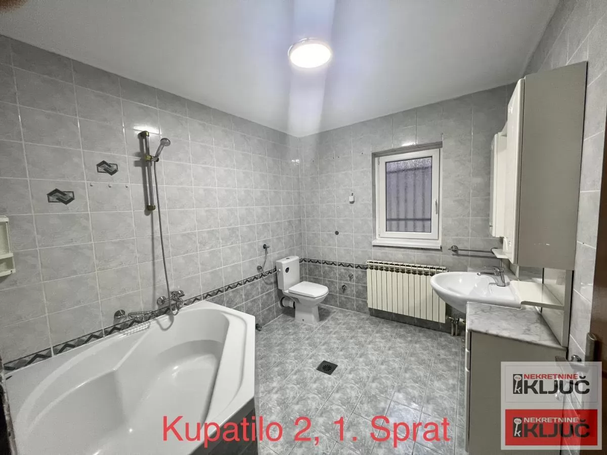 TATARSKO BRDO IZADJE SE OPREMLJENA KUĆA SA GARAŽOM 11