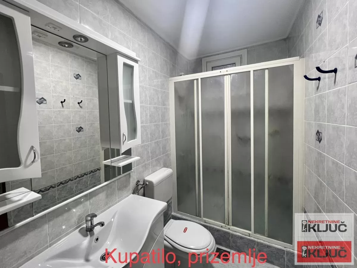 TATARSKO BRDO IZADJE SE OPREMLJENA KUĆA SA GARAŽOM 9