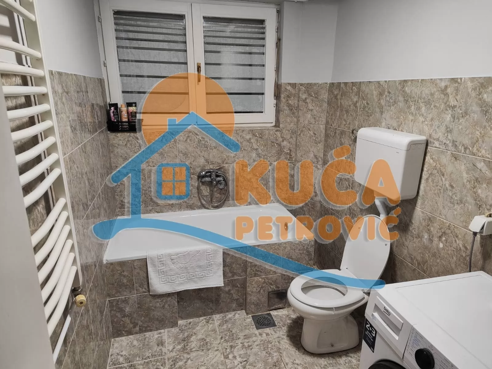 Jednosoban stan, 40 m2, Centar, Trg Pavla Stojkovića ID: i-016726 19