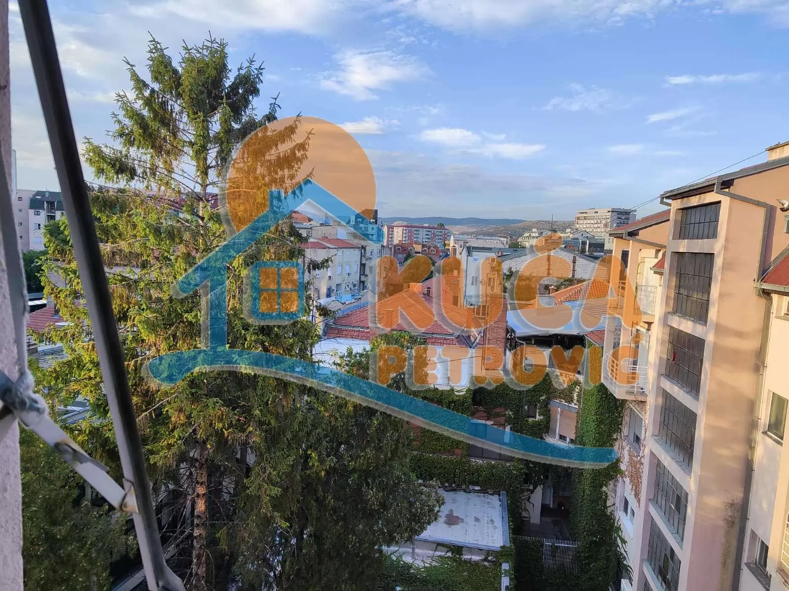 Jednosoban stan, 40 m2, Centar, Trg Pavla Stojkovića ID: i-016726 22