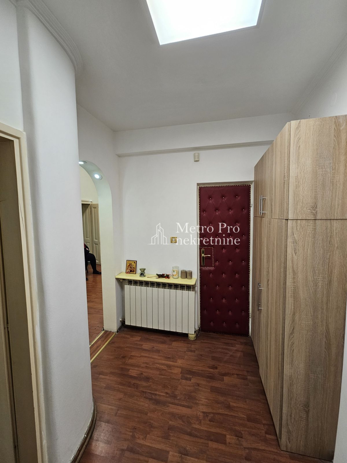 Dvoiposoban stan na prodaju  Slavija  42m2   15m2 terasa 4