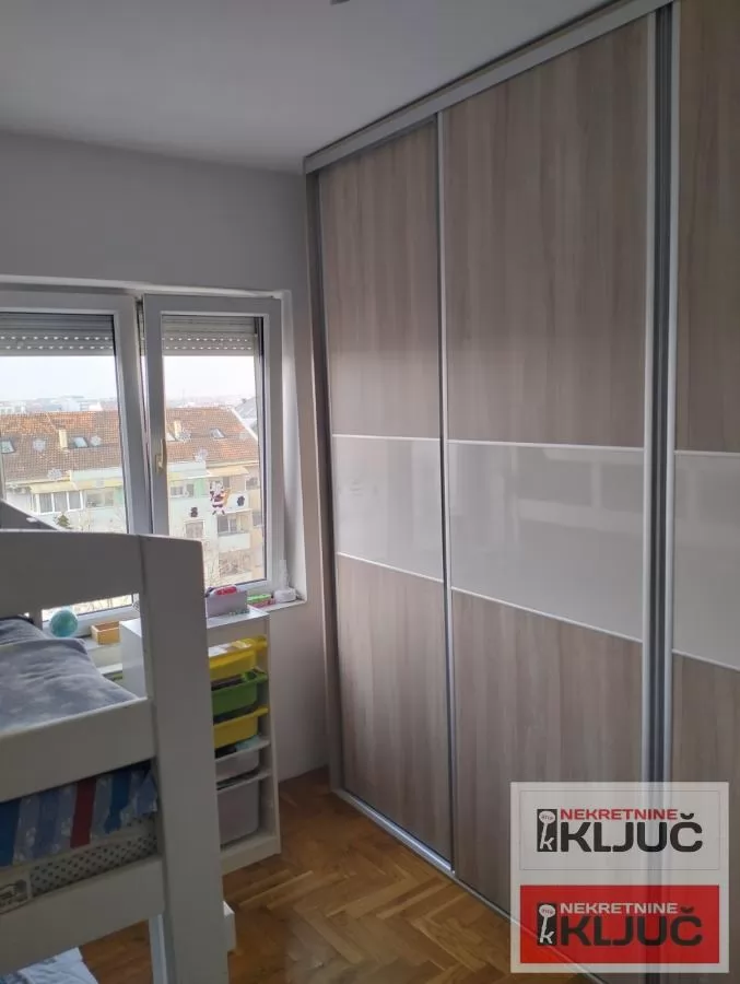 BULEVAR EVROPE, 41m2, Jednoiposoban, Namešten 9