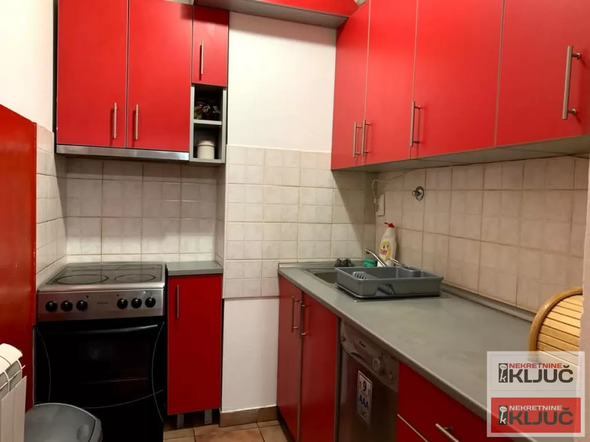 BULEVAR EVROPE, 44m2, Dvosoban, Namešten 3