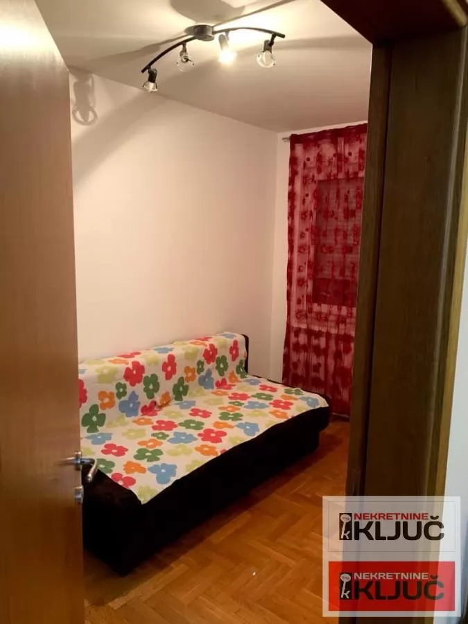 BULEVAR EVROPE, 44m2, Dvosoban, Namešten 5