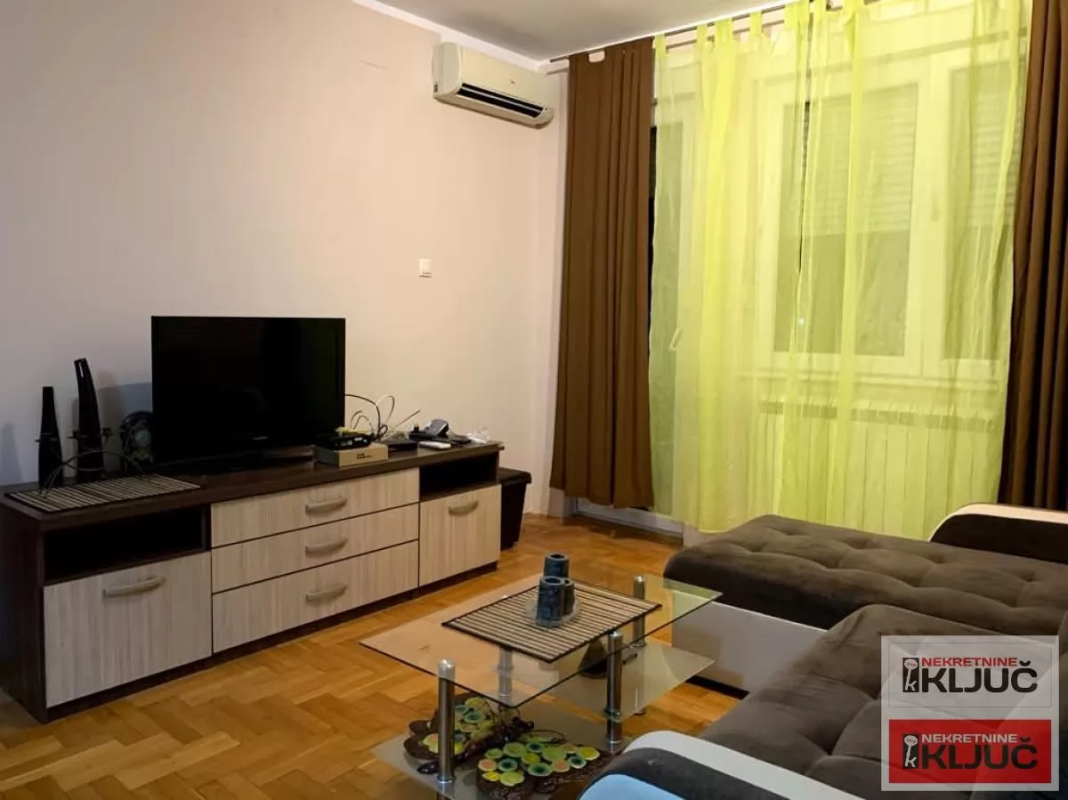BULEVAR EVROPE, 44m2, Dvosoban, Namešten 9