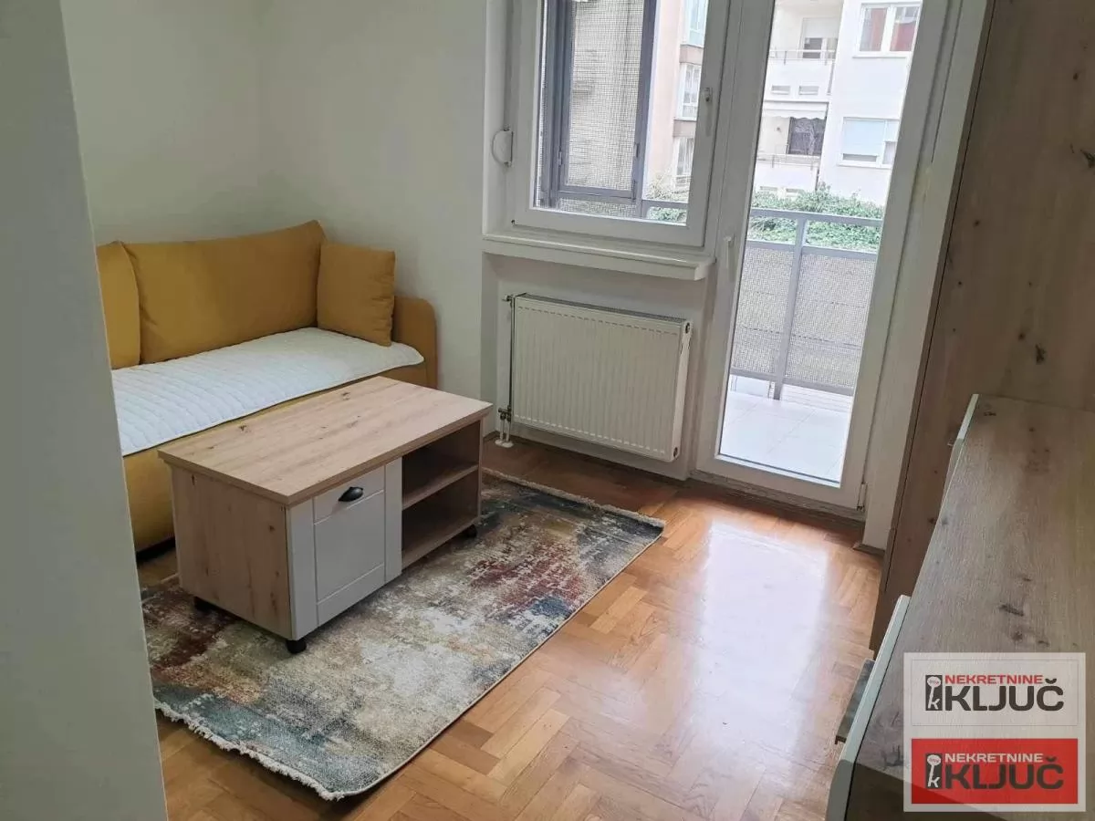 Jednosoban stan 25 m² na Sajmištu, Novi Sad 2