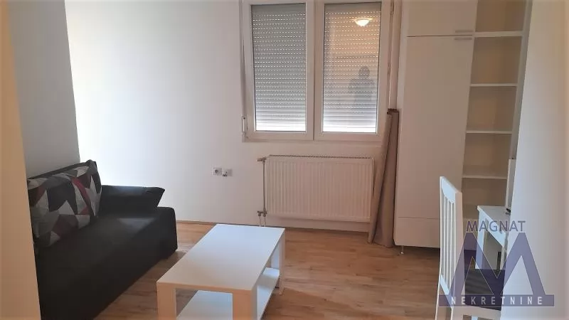 Stan,NOVI SAD,CARA DUŠANA,kv: 21, € 230, ID: 9101342 2